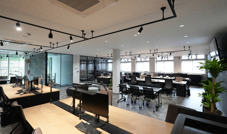 明るく綺麗なオフィス